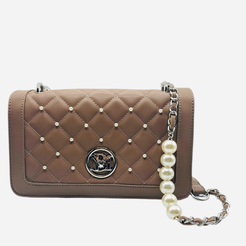 Badgley Mischka Brown Crossbody Bag‎ w/ Pearl Quilted Detailing and Pearl Straps